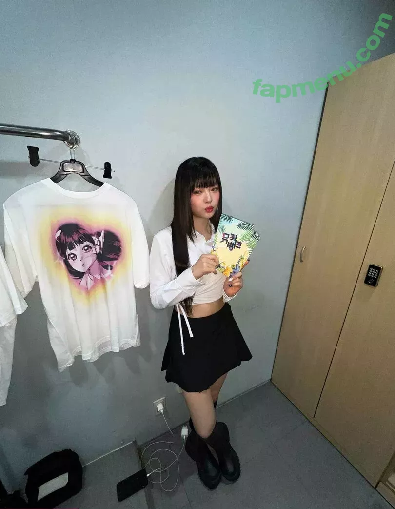 Hanni Pham nude photo #0197 (Hannijeans / newjeans_official)