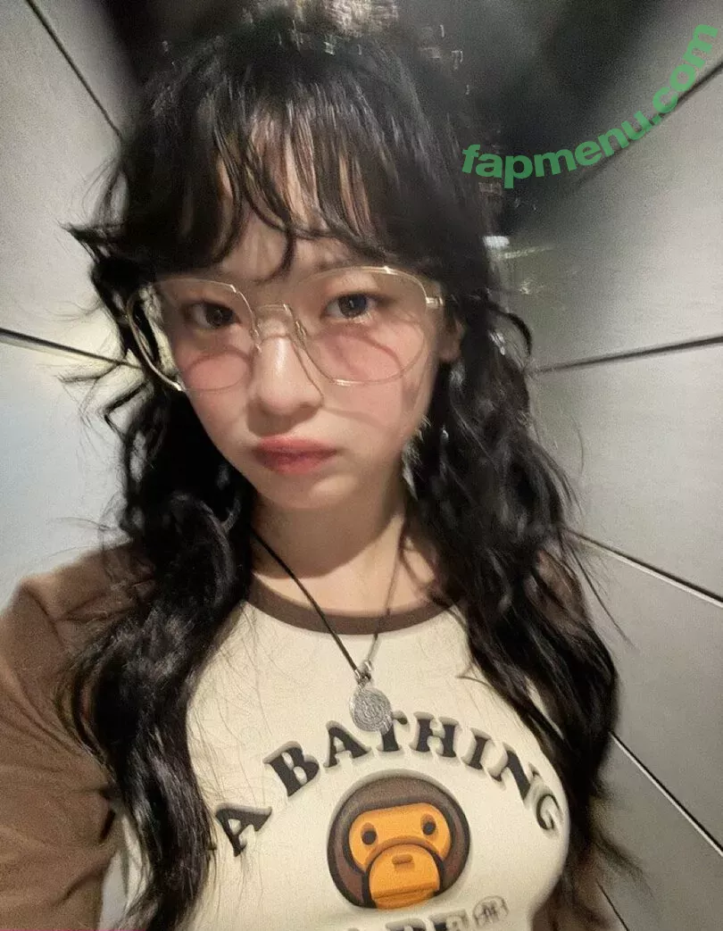 Hanni Pham nude photo #0206 (Hannijeans / newjeans_official)