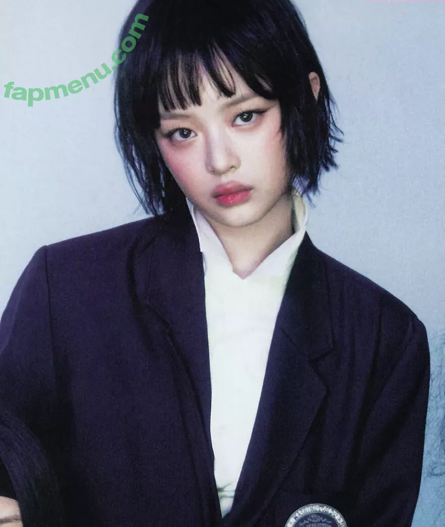 Hanni Pham nude photo #0221 (Hannijeans / newjeans_official)