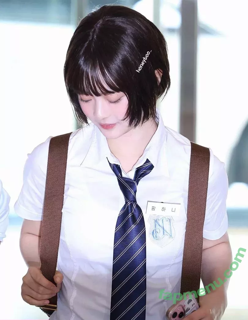 Hanni Pham nude photo #0244 (Hannijeans / newjeans_official)