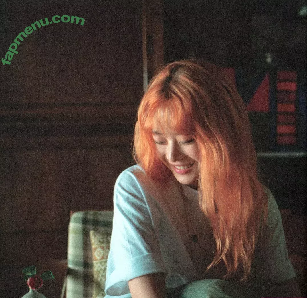 Hanni Pham nude photo #0274 (Hannijeans / newjeans_official)