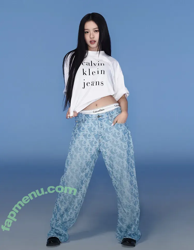 Hanni Pham nude photo #0707 (Hannijeans / newjeans_official)