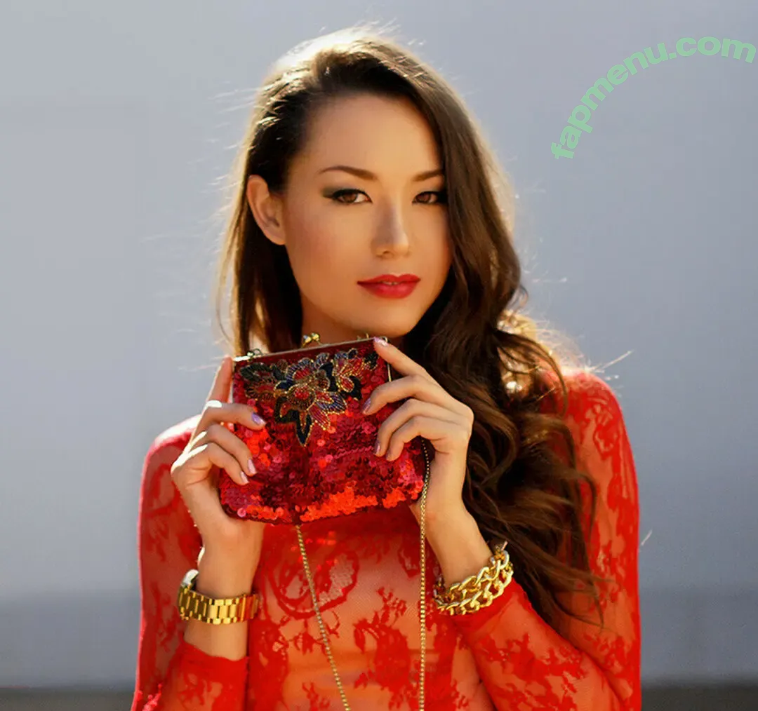 hapatime nude photo #0090 (Jessica Ricks / happyinktee)
