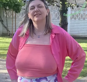 Happy Braless / cw nude photo #0001