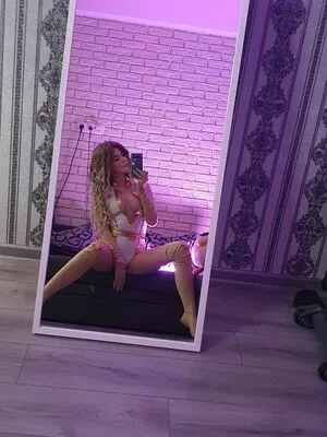 happy_manek / cw nude photo #1038