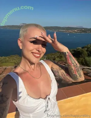happyrebby / happy.rebby nude photo #0001
