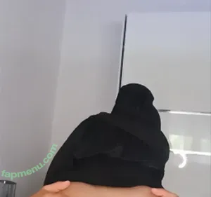 Haraminaya nude photo #0017