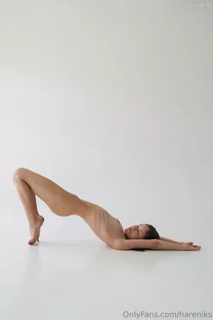 hareniks / G.Q / 𝐍𝐈𝐊𝐊𝐈 nude photo #0067