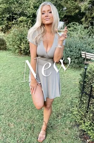 Hari Beavis / thebigtittiecommittee nude photo #0026