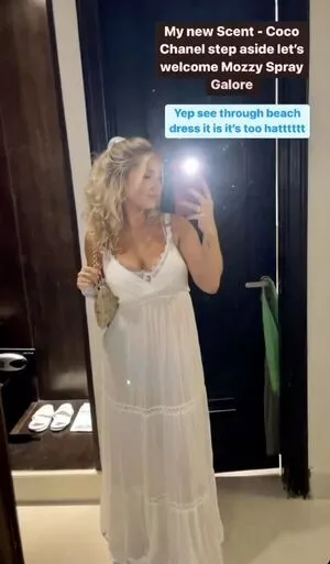 Hari Beavis / thebigtittiecommittee nude photo #0082