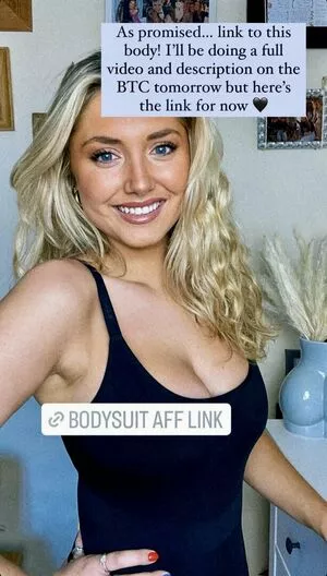 Hari Beavis / thebigtittiecommittee nude photo #0200