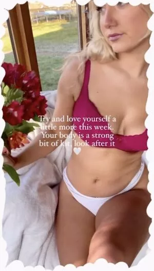 Hari Beavis / thebigtittiecommittee nude photo #0208