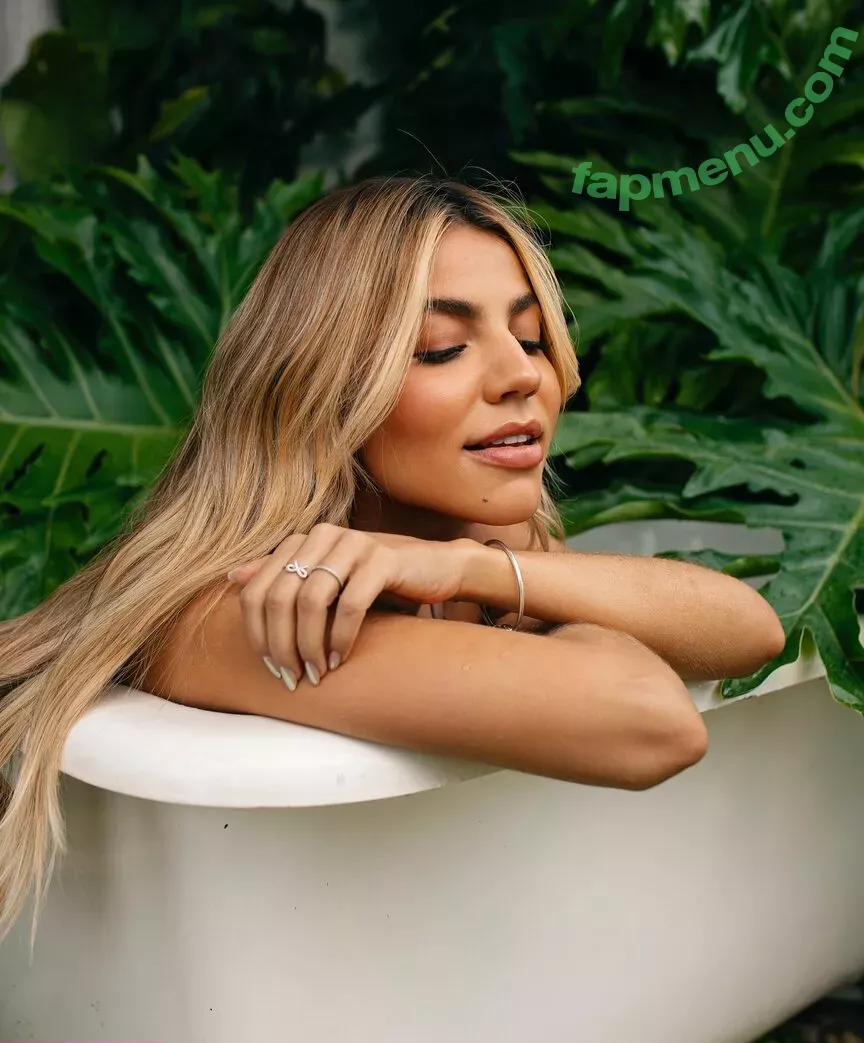 Hariany Almeida nude photo #0128 (hariany)