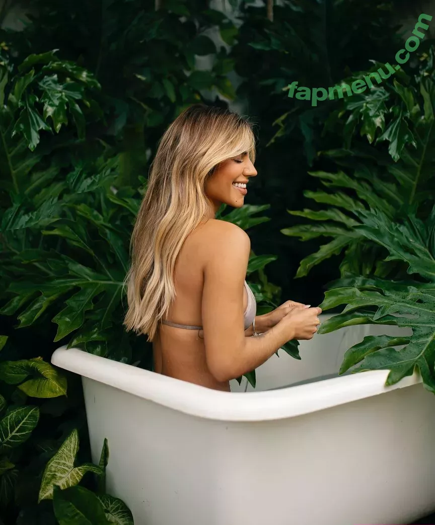 Hariany Almeida nude photo #0129 (hariany)