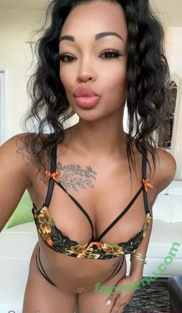 Harley Dean nude photo #0439 (TooooMuchAtOnce / harleydean / thatsharleydean_)