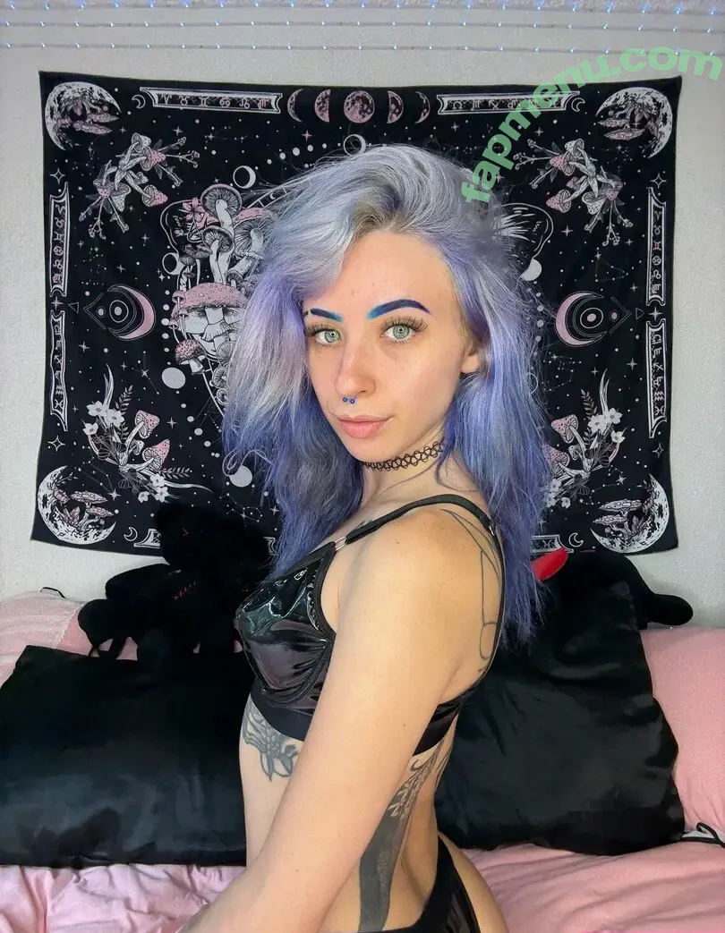 Harley Faye nude photo #0044 (harley.faye / harleyyfayye)