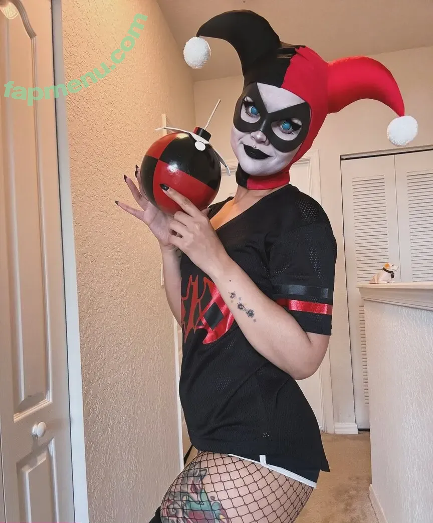 Harley Quinn Cosplay nude photo #0074 (Harley Quinn Cosplay)