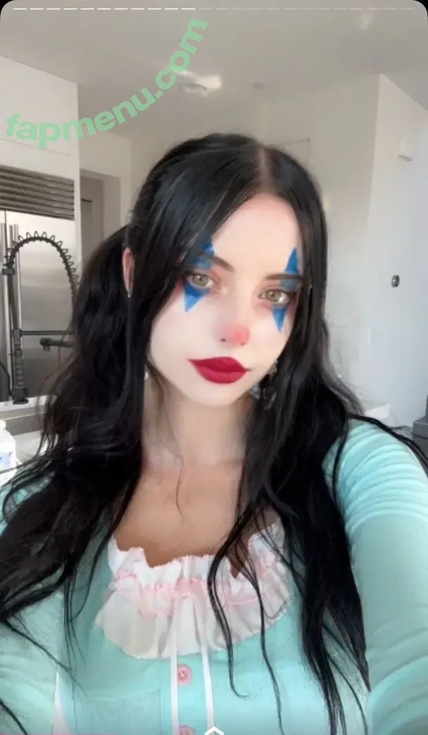 Harley Quinn Cosplay nude photo #0098 (Harley Quinn Cosplay)