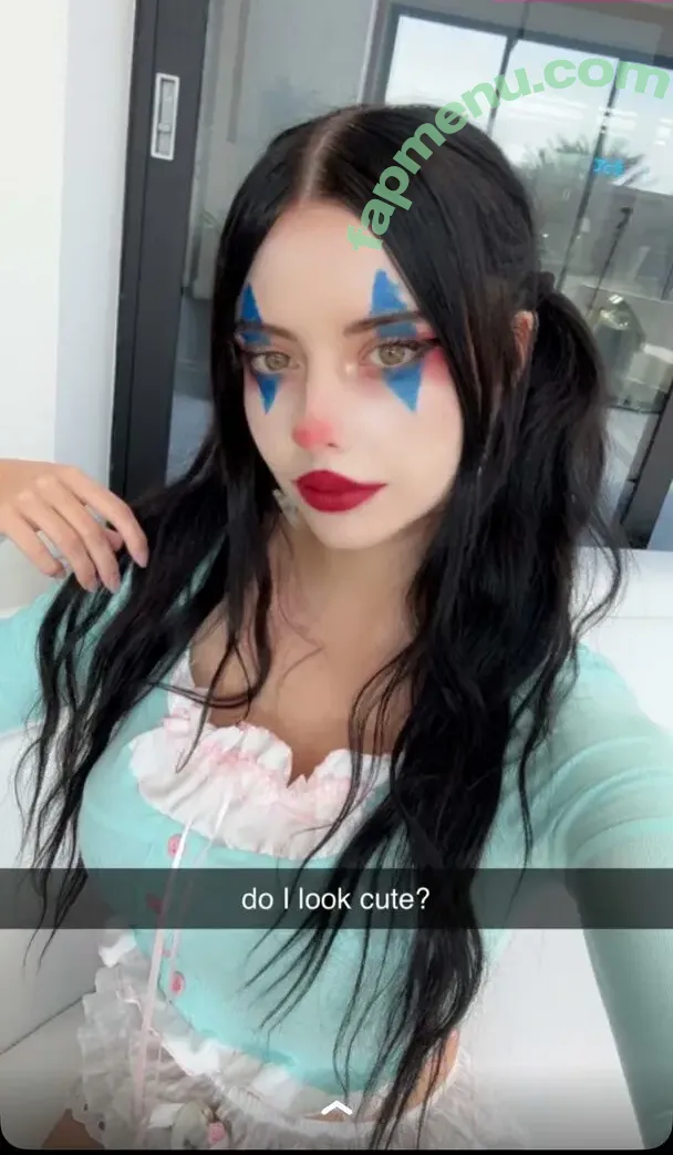 Harley Quinn Cosplay nude photo #0101 (Harley Quinn Cosplay)