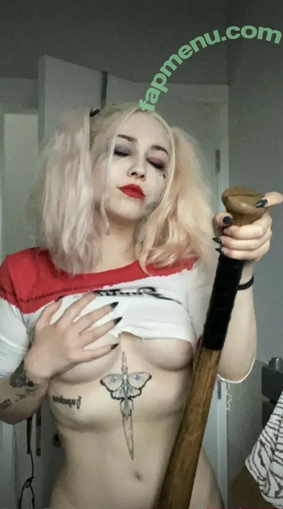 Harley Quinn Cosplay nude photo #0185 (Harley Quinn Cosplay)