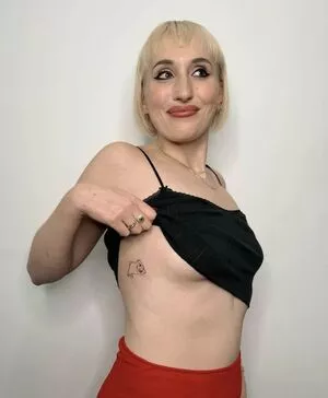 Harley Quinn Smith / harleyquinnsmith / harleysplaytime nude photo #0184