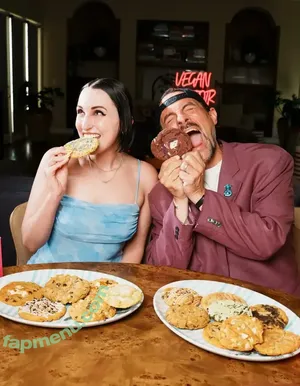 Harley Quinn Smith / harleyquinnsmith nude photo #0409