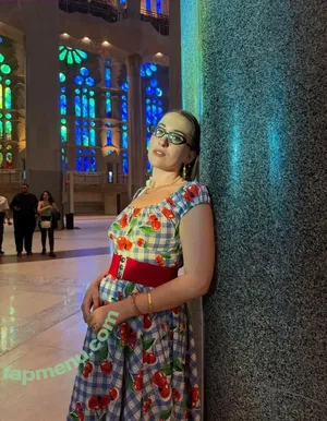 Harley Quinn Smith / harleyquinnsmith nude photo #0412