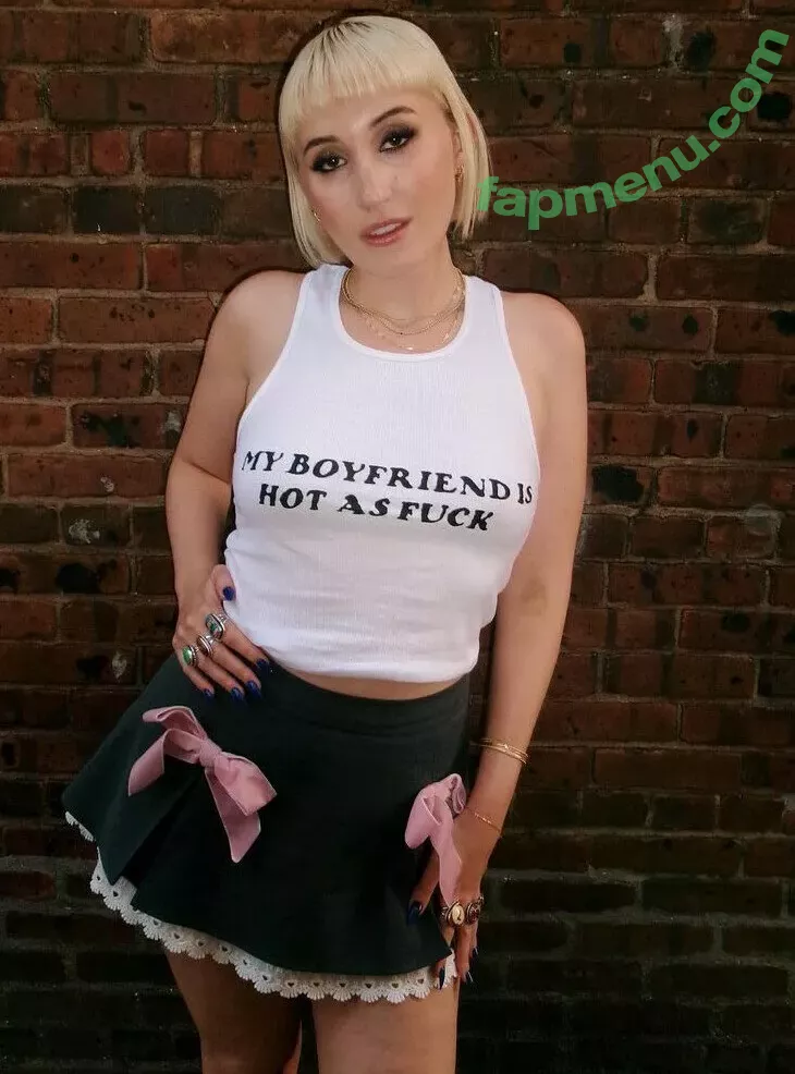 Harley Quinn Smith nude photo #0049 (harleyquinnsmith / harleysplaytime)