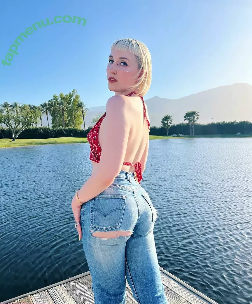 Harley Quinn Smith nude photo #0062 (harleyquinnsmith / harleysplaytime)