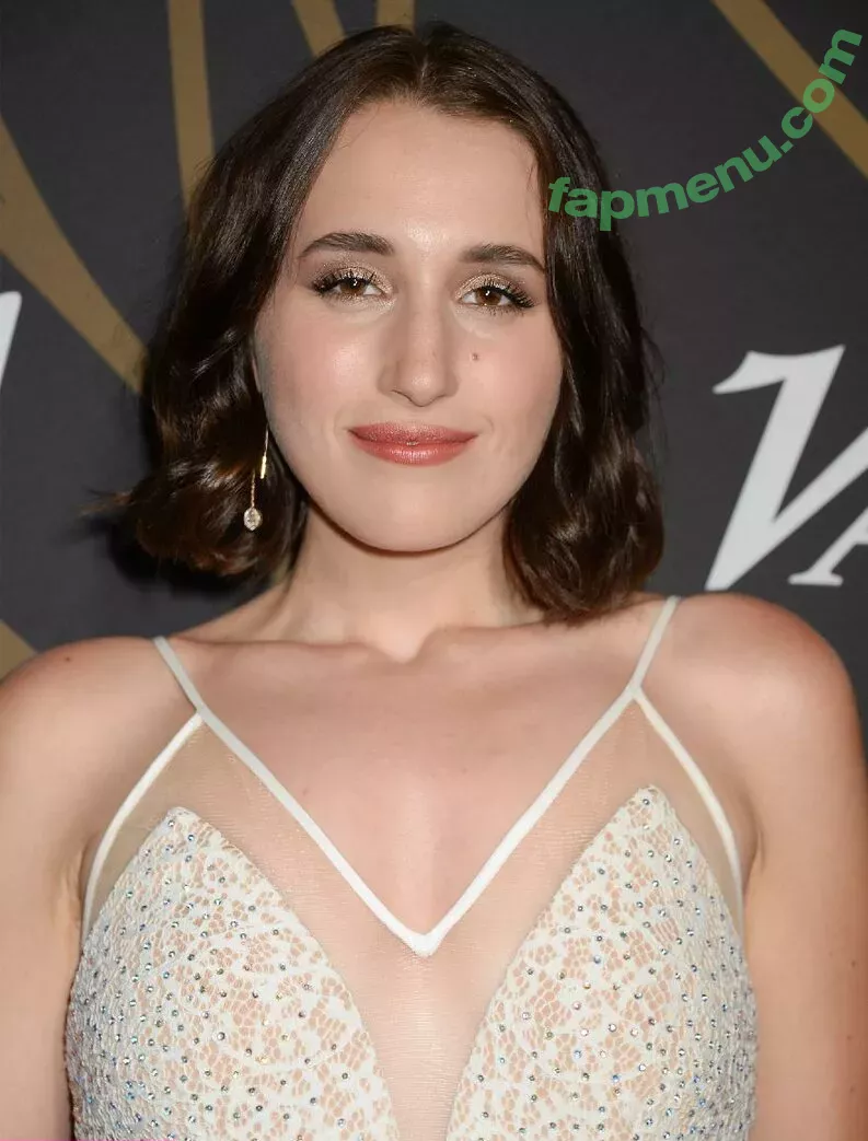 Harley Quinn Smith nude photo #0071 (harleyquinnsmith / harleysplaytime)