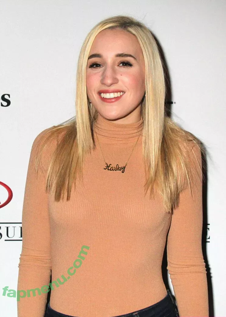 Harley Quinn Smith nude photo #0077 (harleyquinnsmith / harleysplaytime)