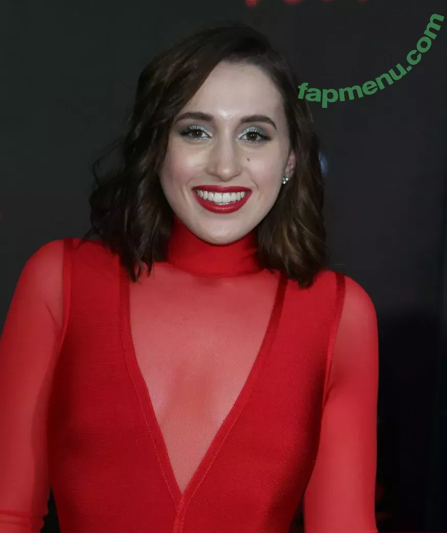 Harley Quinn Smith nude photo #0079 (harleyquinnsmith / harleysplaytime)