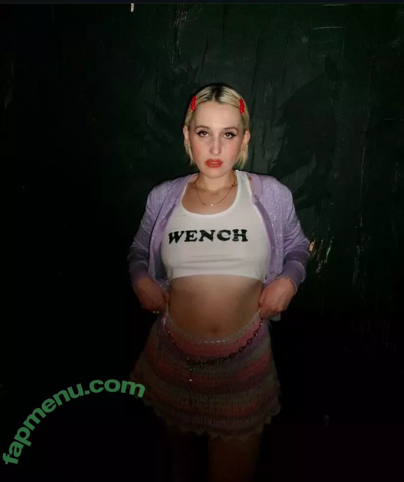 Harley Quinn Smith nude photo #0211 (harleyquinnsmith / harleysplaytime)