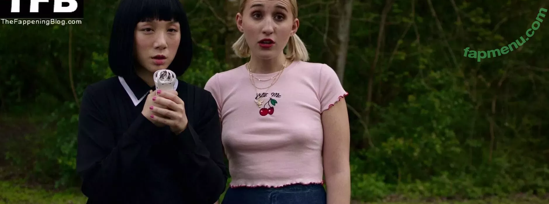 Harley Quinn Smith nude photo #0255 (harleyquinnsmith / harleysplaytime)
