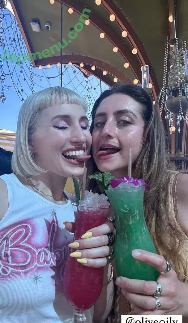 Harley Quinn Smith nude photo #0259 (harleyquinnsmith / harleysplaytime)