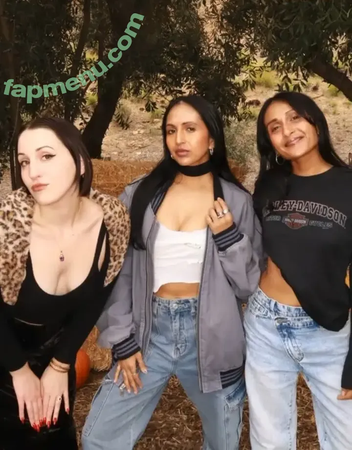 Harley Quinn Smith nude photo #0400 (harleyquinnsmith / harleysplaytime)