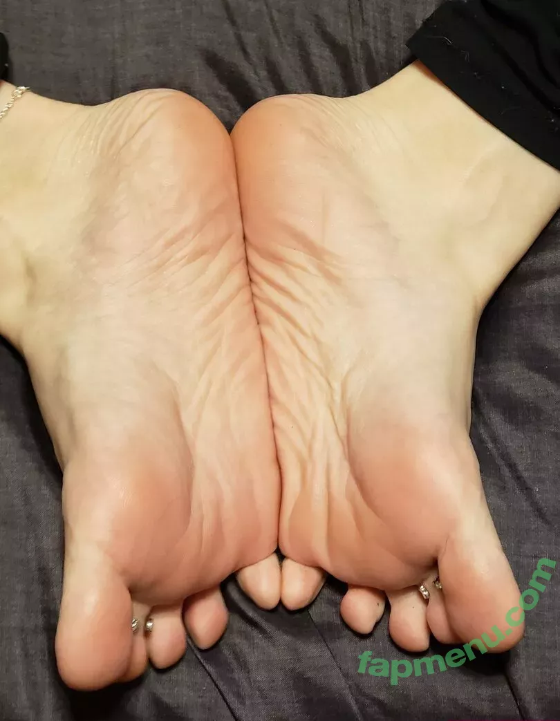 harleyandivysfeet nude photo #0007 (fl0werchildd)