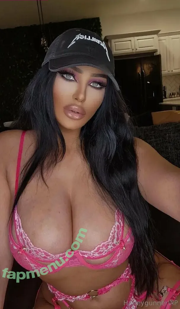 harleygunnervip nude photo #0009 (leashieleashh)