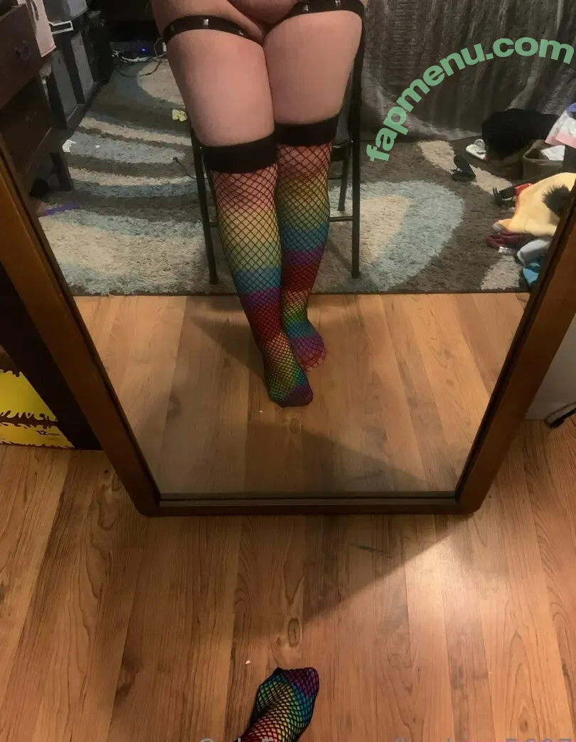 harleyq5607 nude photo #0021 (harley.queeen)