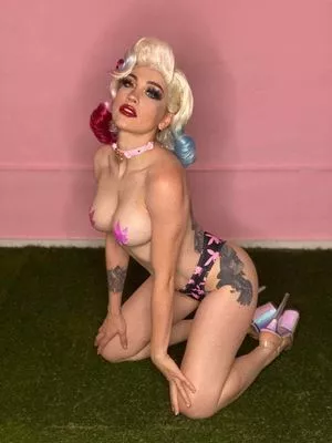 harleyquinn505 / Https: / STEPH SUGAR nude photo #0002