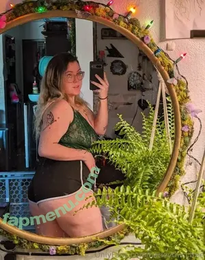 HarleyThicc / Harley_thicc / harleythiccfree nude photo #0018