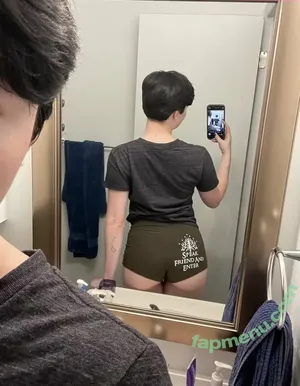  nude photo #0002