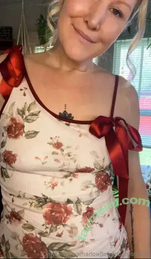 harlowflowerfootgoddess / hippyharlow nude photo #0008