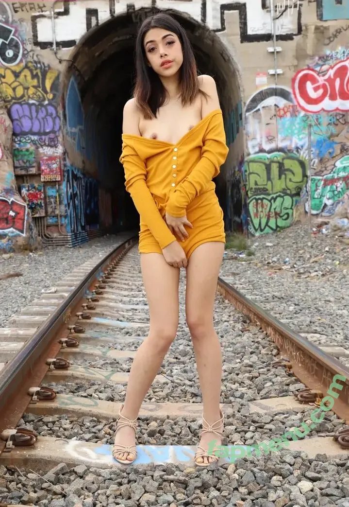 Harmony Wonder nude photo #0518 (imharmonywonder / theharmonywonder)