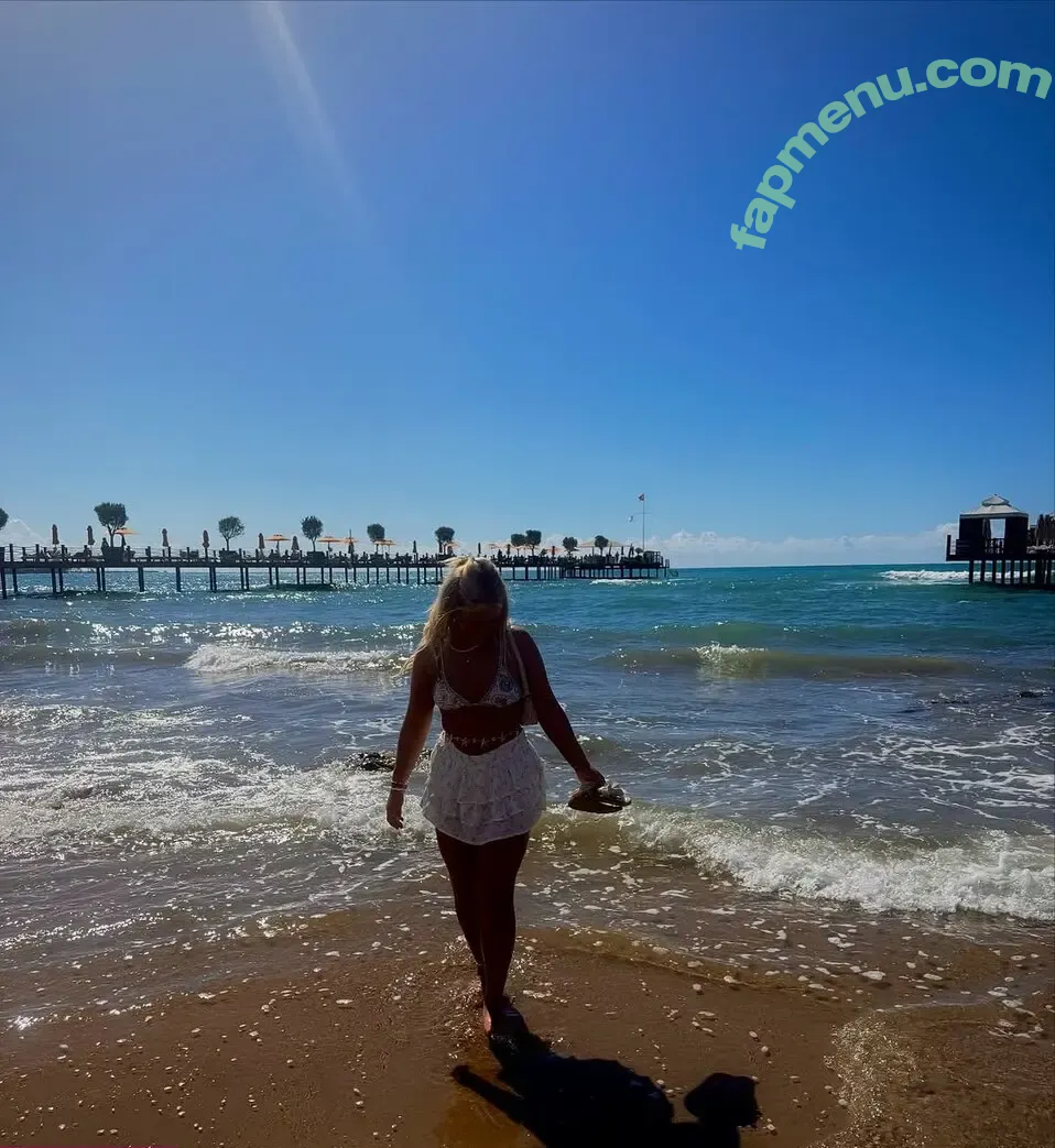 Harriet Cowan From Clarkson's Farm nude photo #0059 (harrietcowan_x)