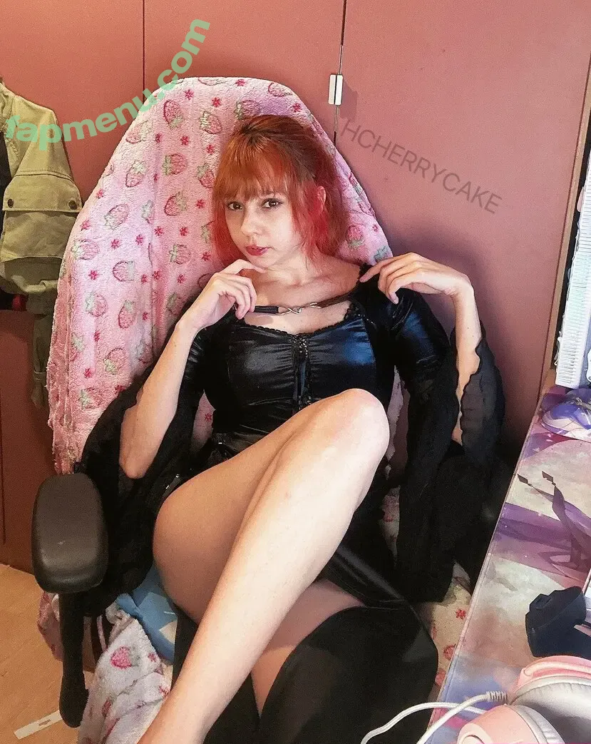 HaruCherry nude photo #0051 (PornoAnime / harucherry.cosfanpage / hcherrycake)