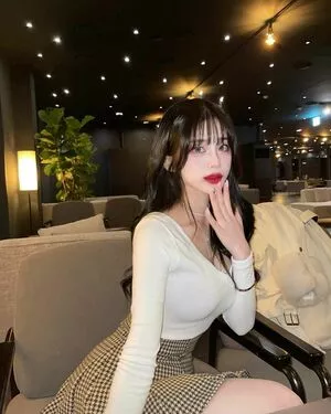 Haruzzxng 하루짱__ / hxru9reum nude photo #0001