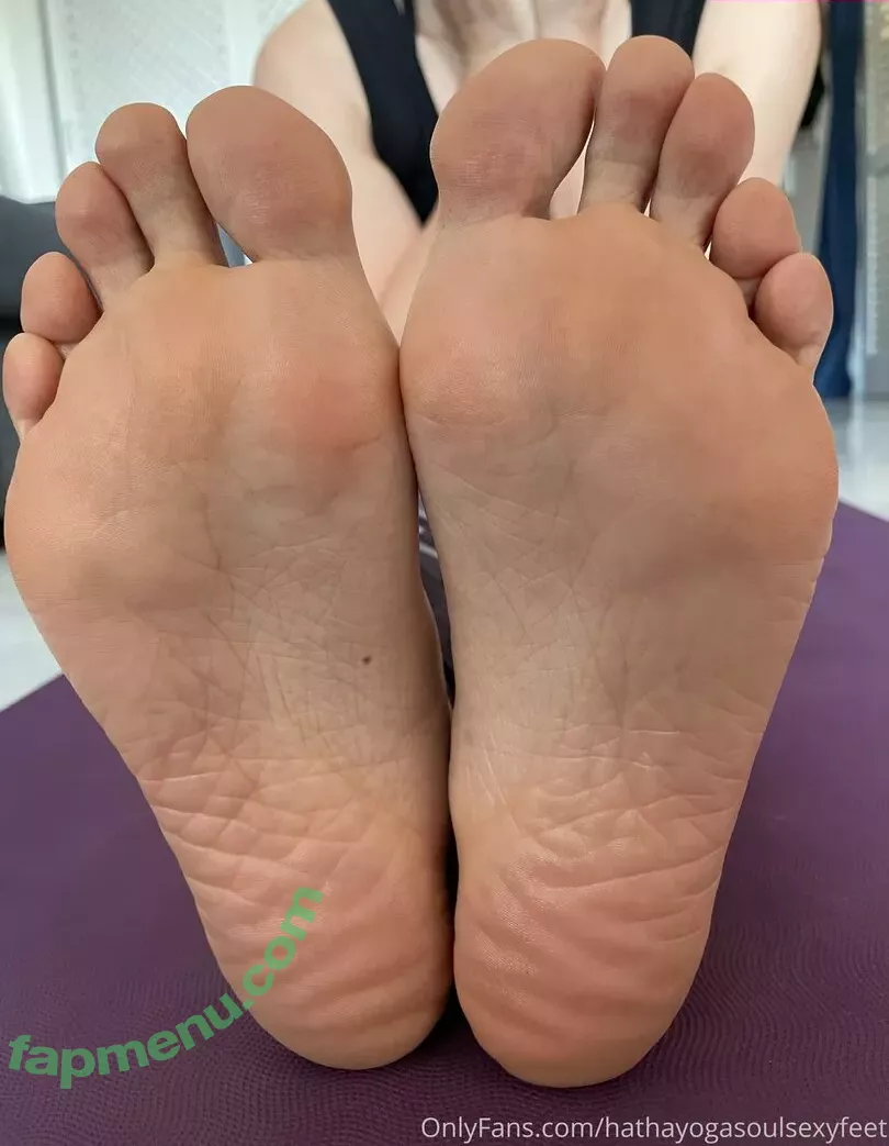 hathayogasoulsexyfeet nude photo #0001 (hathayogasoulsexyfeet)