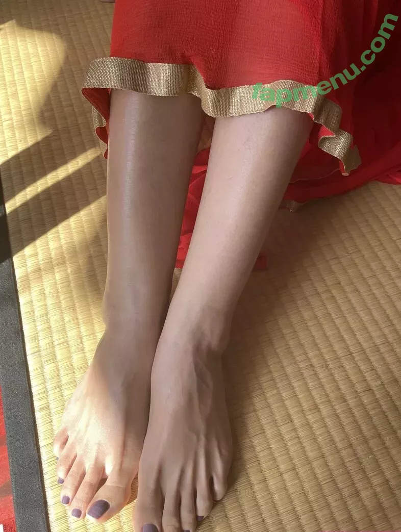 hathayogasoulsexyfeet nude photo #0007 (hathayogasoulsexyfeet)