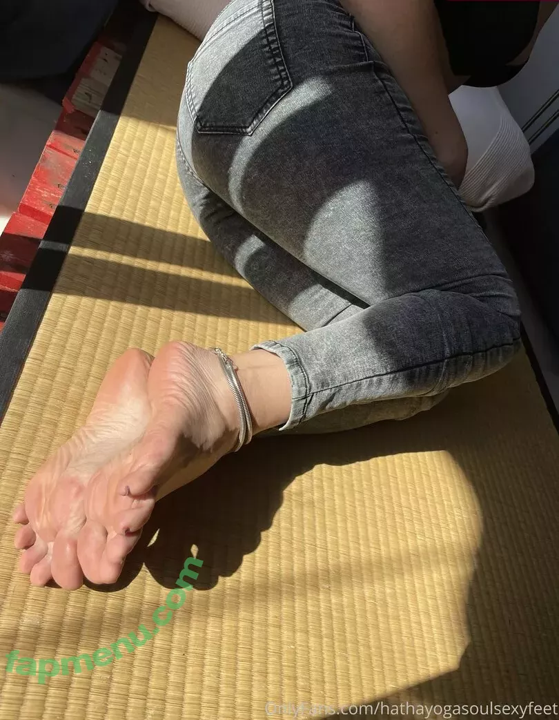 hathayogasoulsexyfeet nude photo #0039 (hathayogasoulsexyfeet)